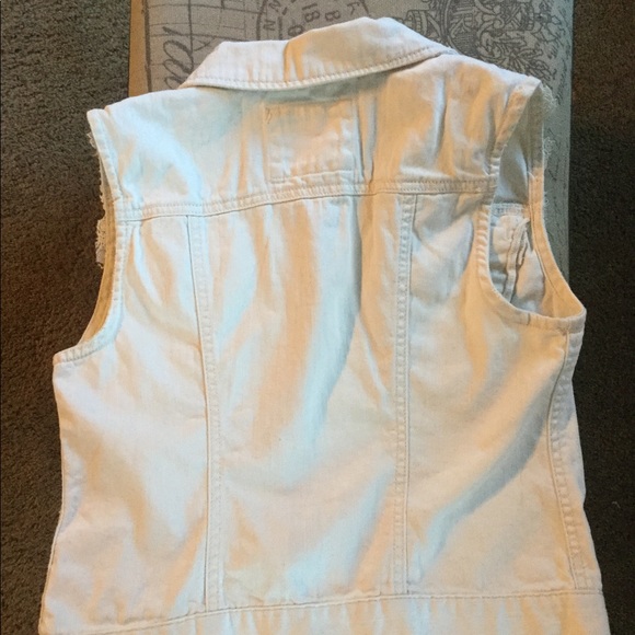 Mudd White w/Lace Jean Vest - Picture 3 of 3